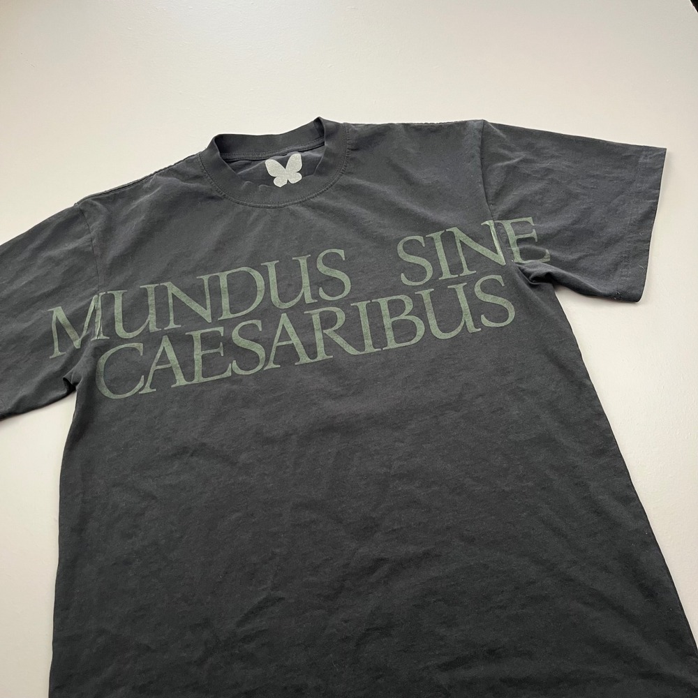 Goodfight T-Shirt Mens Medium Black Mundus Sine Caesaribus Graphic Tee Butterfly